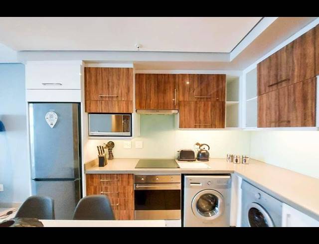 2 BEDROOM APARTMENT FOR SALE IN UMHLANGA CENTRAL